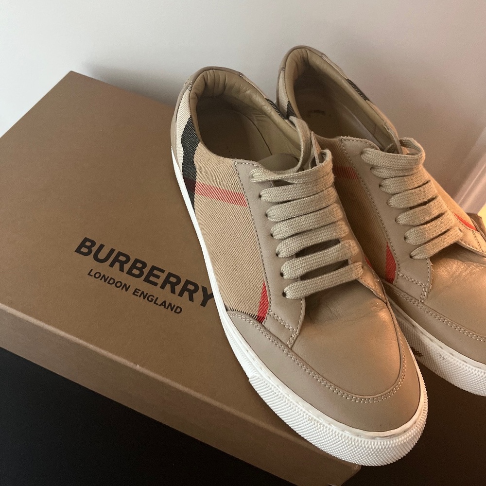 Burberry Sneakers
